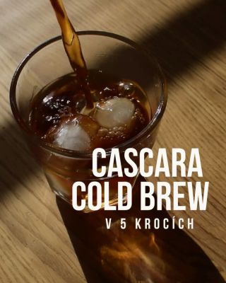 Cascara cold brew! 🧊🍒☕️ ☀️ Horké dny jsou zpátky, takže je třeba zchladit se něčím osvěžujícím. A to je skvělá příležitost...